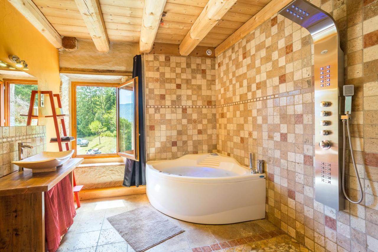 Les Esseroliettes Nature & Spa Arith Exteriér fotografie